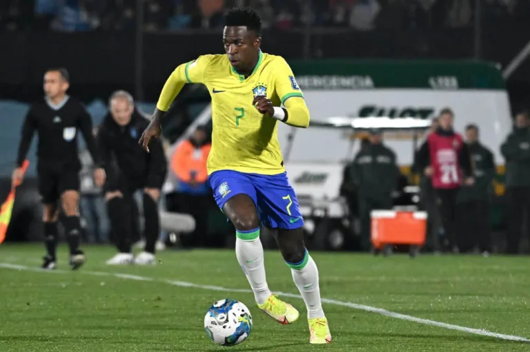 Fifa define Vinícius Júnior entre finalistas para Seleção Mundial; veja os nomes