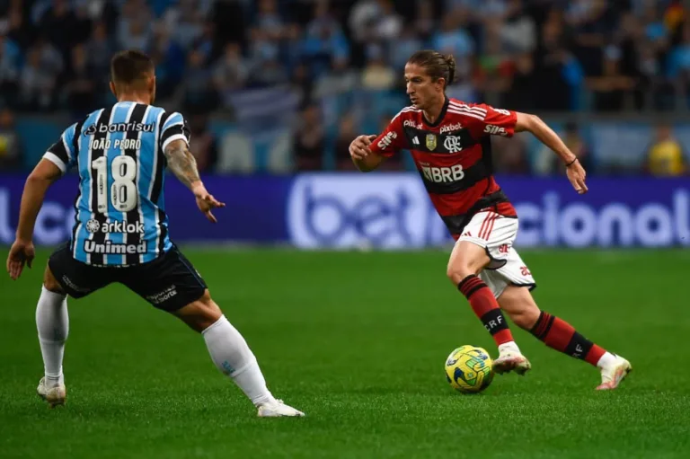 Flamengo anuncia Filipe Luís como novo técnico do sub-17