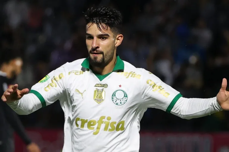 Palmeiras: Flaco López é quem precisa de menos minutos para fazer gol desde 2023