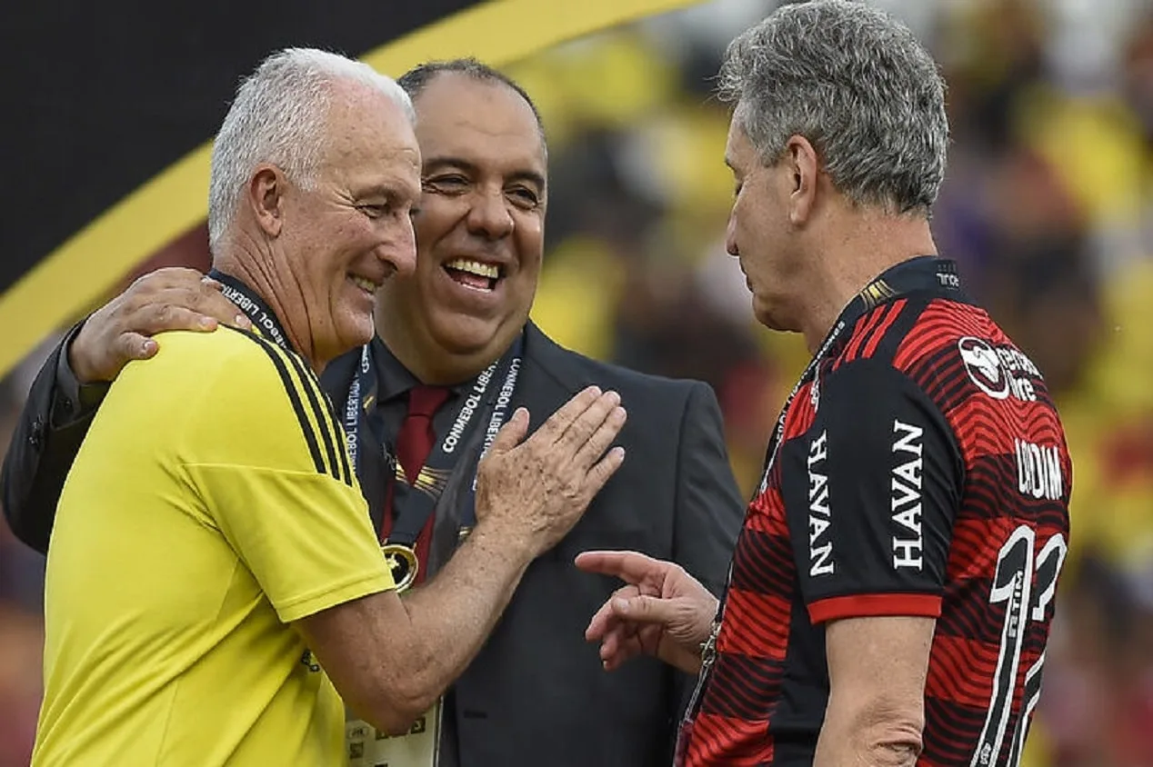 Dirigentes do Flamengo disparam contra Dorival: “O tadinho navega muito bem”