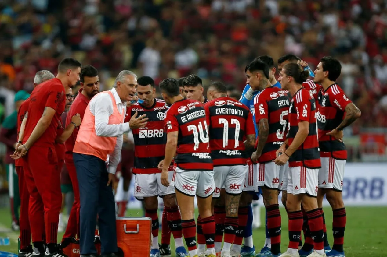 Flamengo se reapresenta nesta segunda-feira com número maior de saídas