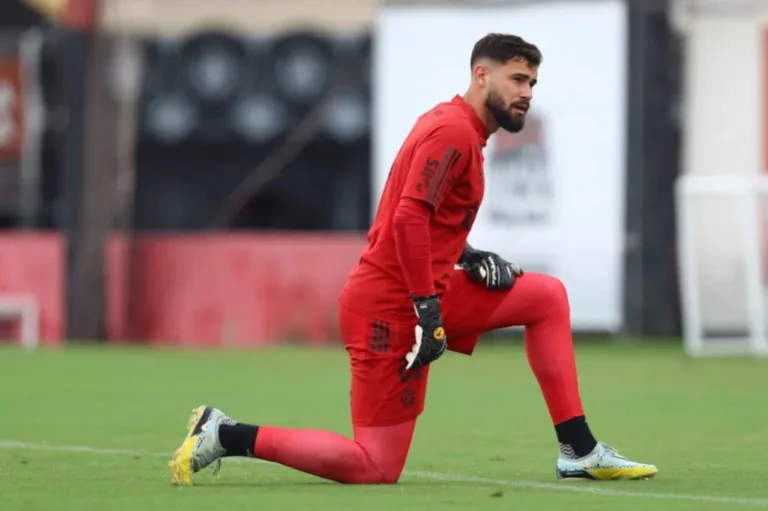 Flamengo tem o goleiro mais valorizado do futebol fora da Europa; veja valores