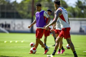 Flamengo tem novidades para estreia contra o Audax; veja provável time