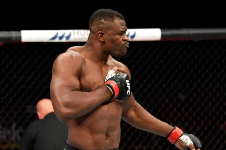Francis Ngannou fará nova luta de boxe e já tem adversário definido; veja detalhes