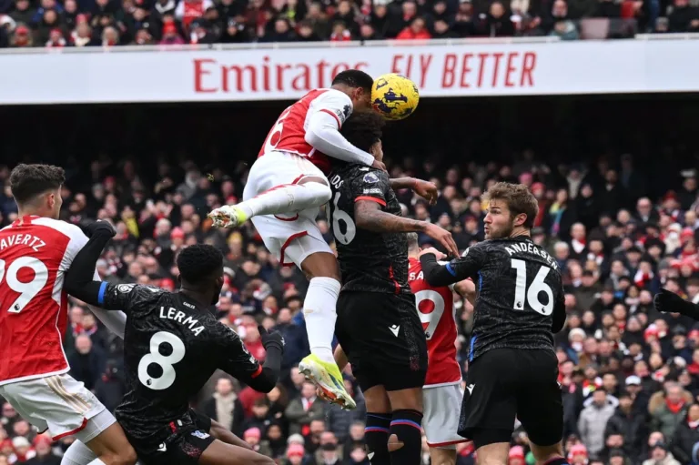 Arsenal goleia Crystal Palace fora de casa pela Premier League