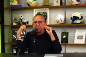 Flávio Ricco questiona Galvão Bueno em programa da Globo: “Prêmio ou castigo?”
