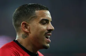 Fluminense regulariza documentação e Terans ganha data de estreia