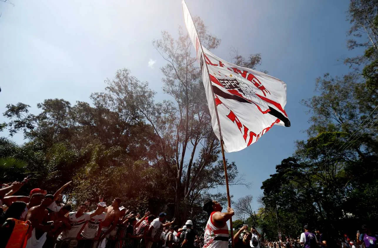 São Paulo não se abate e desconta contra a Ferroviária; veja