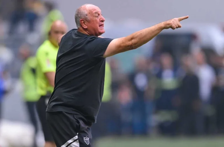 Felipão dispara contra torcida única em clássico entre Atlético-MG e Cruzeiro