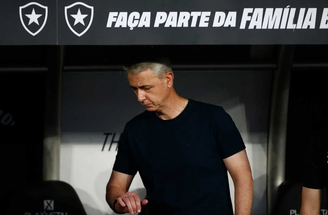 Portuguesa-RJ surpreende e arranca o empate contra o Botafogo no Cariocão; veja