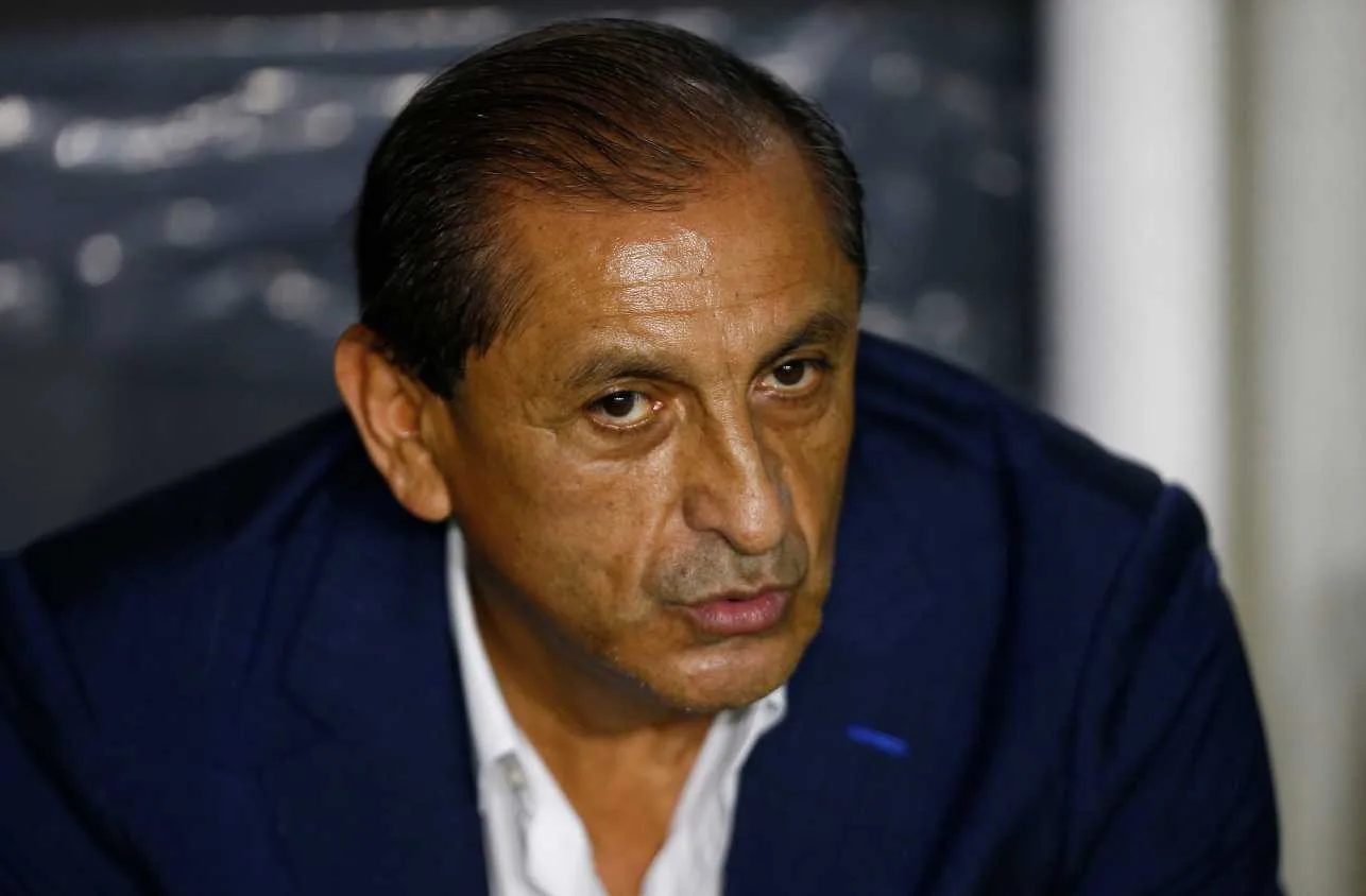 Técnico do Vasco destaca evolução de Payet