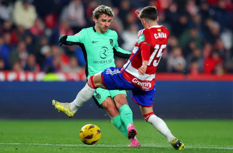 Atlético de Madrid supera o Granada e retorna ao G-4 da LaLiga