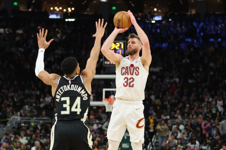 NBA: Cavaliers superam os Bucks em duelo da Conferência Leste