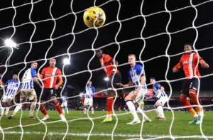 Luton Town surpreende em goleada sobre o Brighton na Premier League