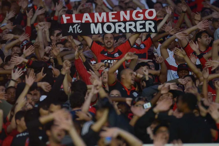 Dominante, Flamengo abre o placar contra o Sampaio Corrêa; assista