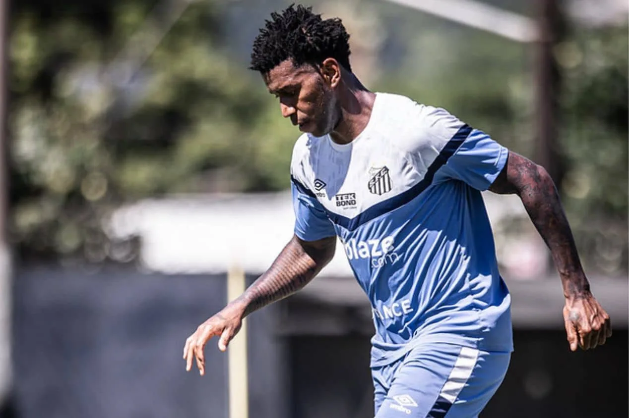 Gil exalta grandeza do Santos: “Camisa muito pesada”