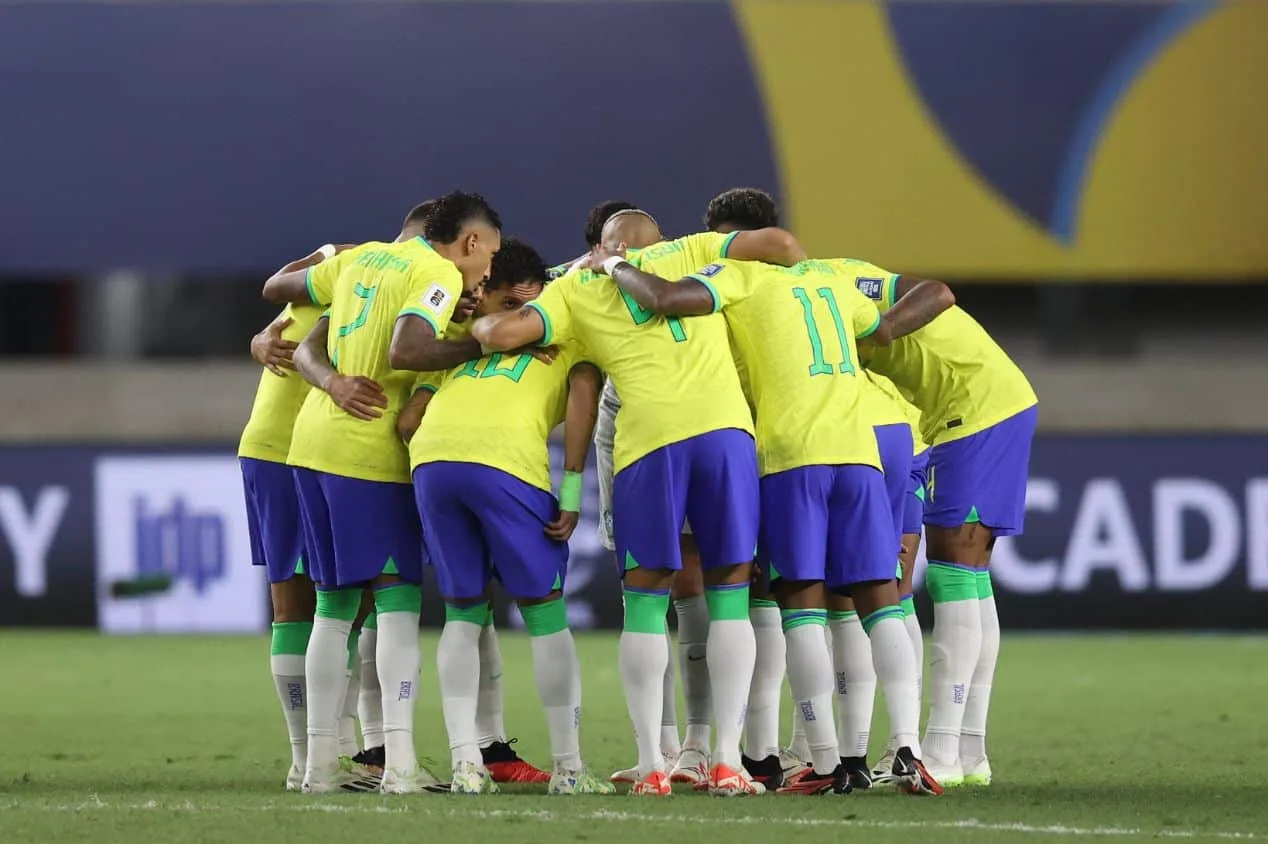 Globo é ironizada por sugerir técnico para seleção brasileira