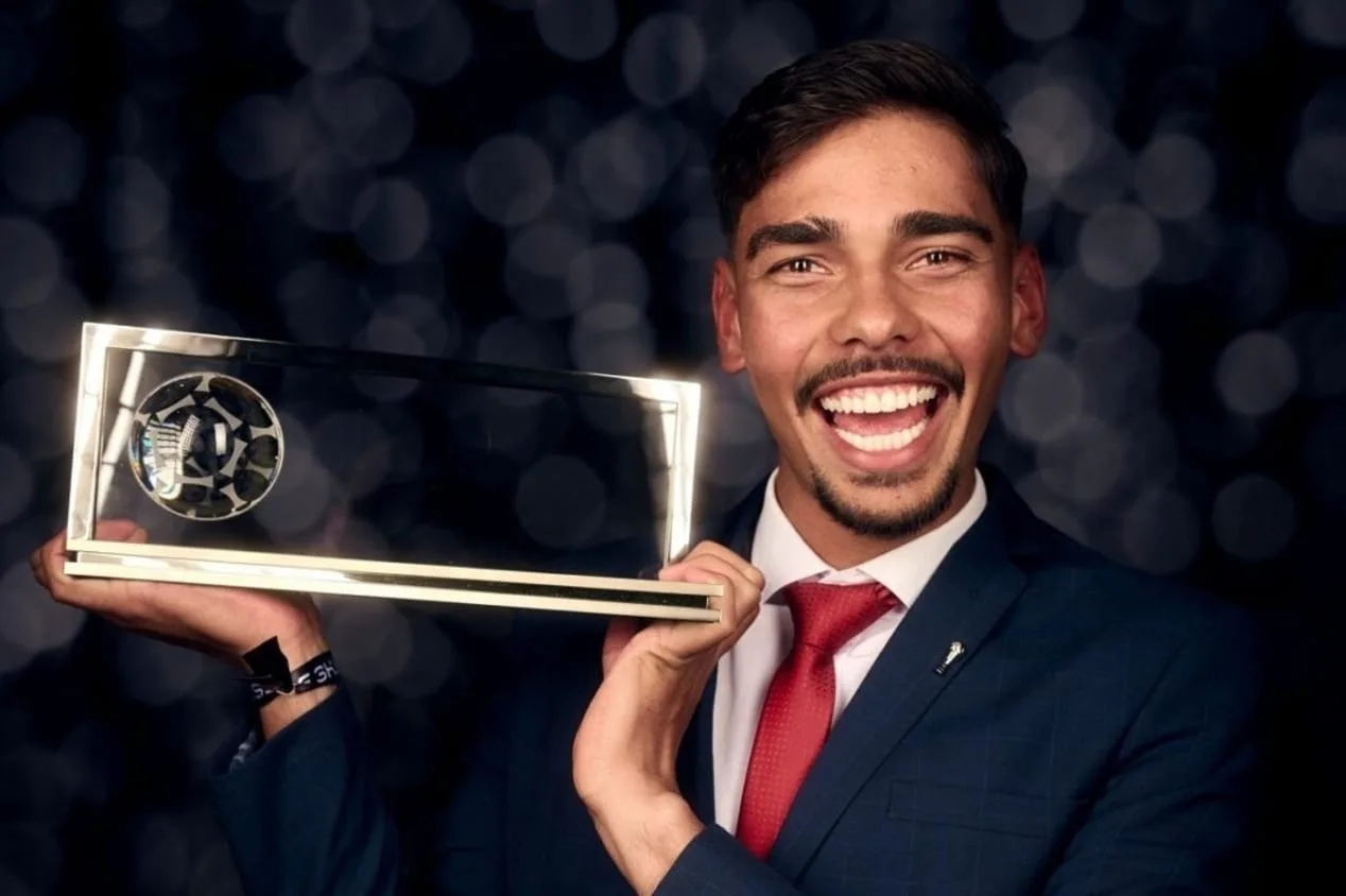 Vencedor do Puskás revela detalhes de proposta do Palmeiras