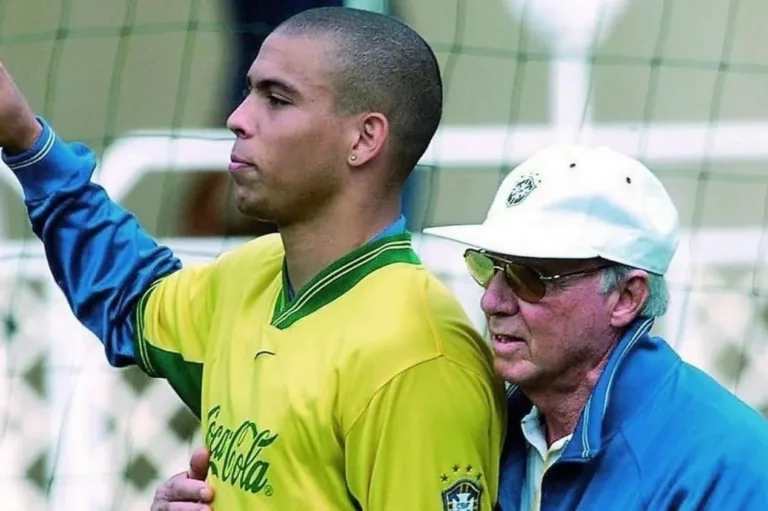 Emocionado, Ronaldo se despede de Zagallo: “Te amo”