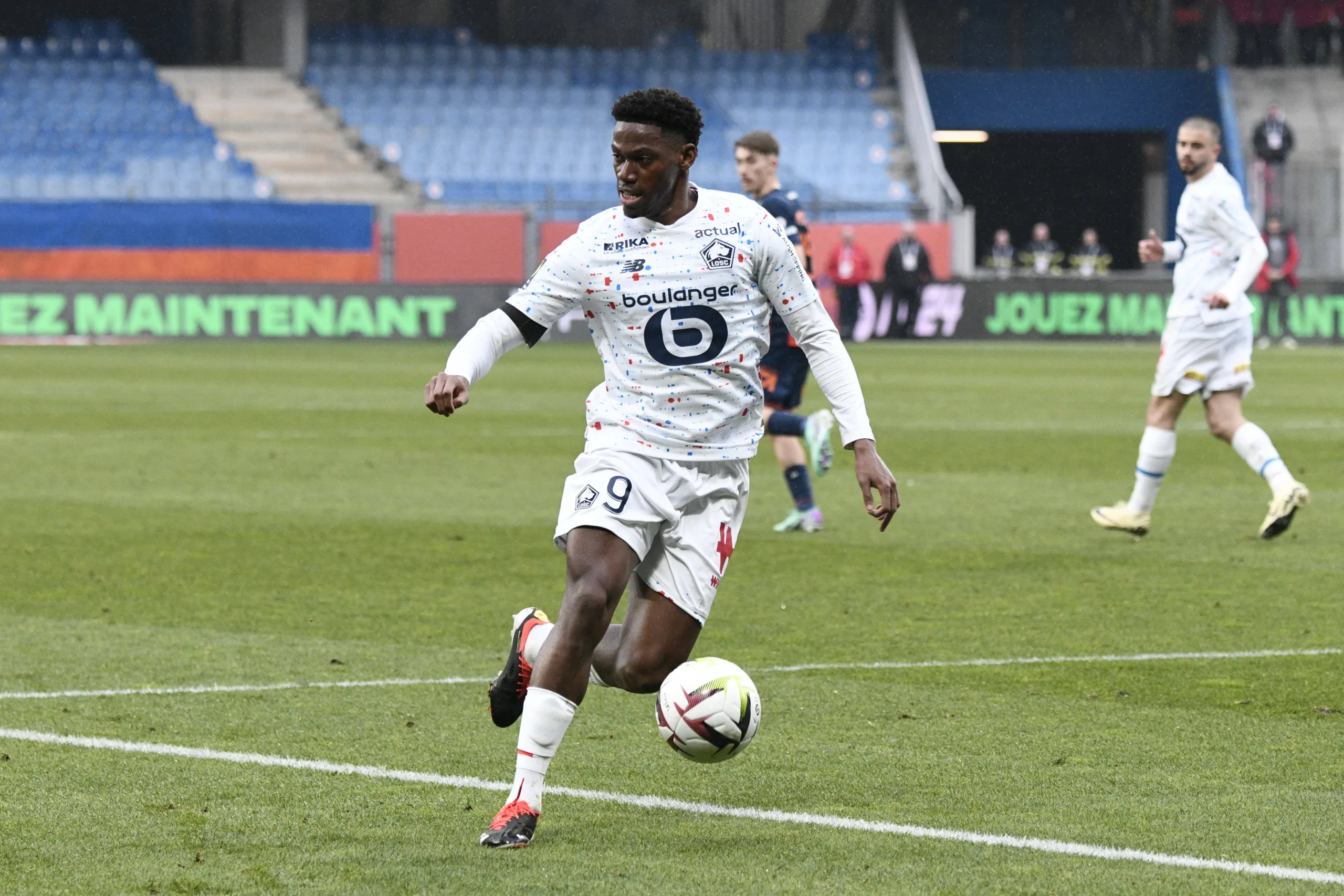 Além de Victor Osimhen, Chelsea sonda atacante da Ligue 1