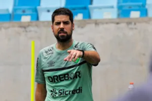 SPFC conversa com técnico do Cuiabá para substituir Dorival Jr.