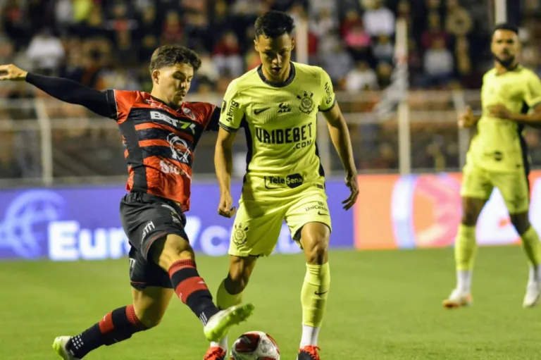 Corinthians é castigado no fim com derrota para o Ituano pelo Paulistão