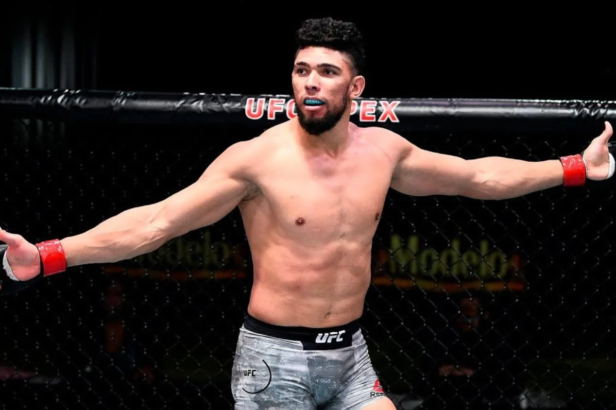 UFC: Johnny Walker aponta principal erro em derrota para Magomed Ankalaev