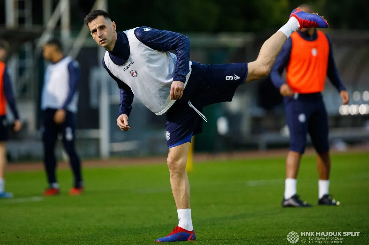 Jogador croata surpreende ao assinar contrato com salário de um euro com time que o revelou para o futebol