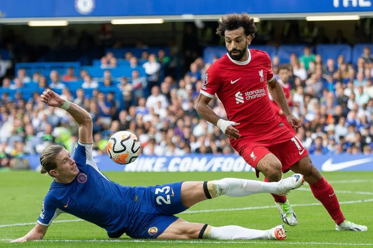 Contra o Chelsea, Liverpool tenta quarta vitória seguida na Premier League