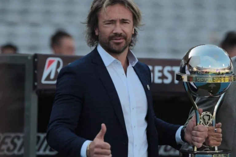 Lugano deixa o Flamengo em segundo e elege melhor time titular do Brasileirão Série A