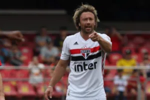 Lugano surpreende ao montar top-3 de melhores elencos do Brasileirão Série A