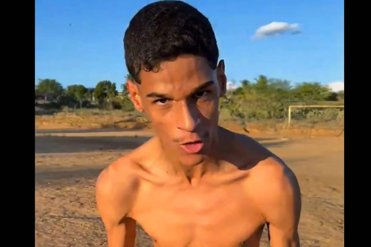 Luva de Pedreiro responde provocação de filho de Cristiano Ronaldo