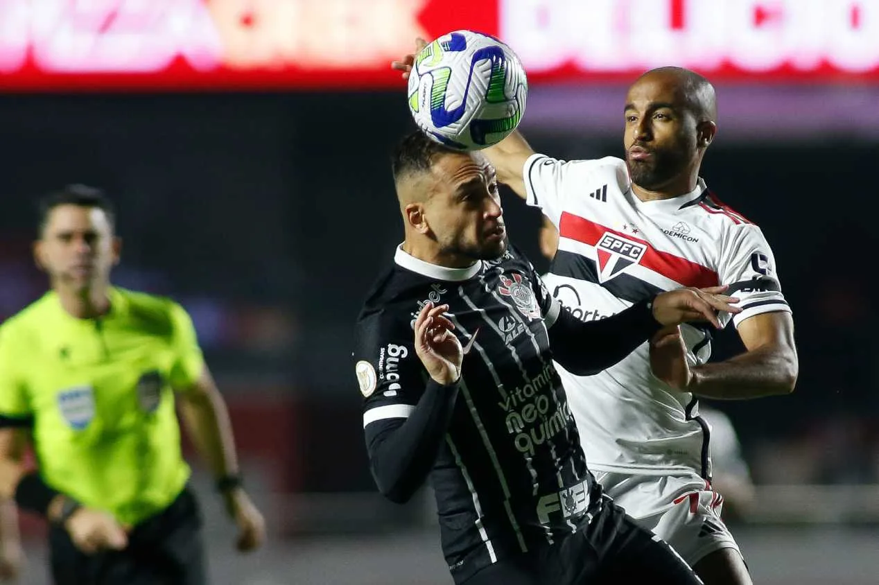Cicinho banca palpite e crava placar de Corinthians x SPFC