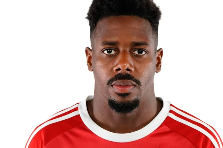 Botafogo perto da contratação do lateral-direito português Wilson Manafá