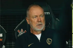 Corinthians mostra desempenho ruim após chegada de Mano Menezes; veja os números