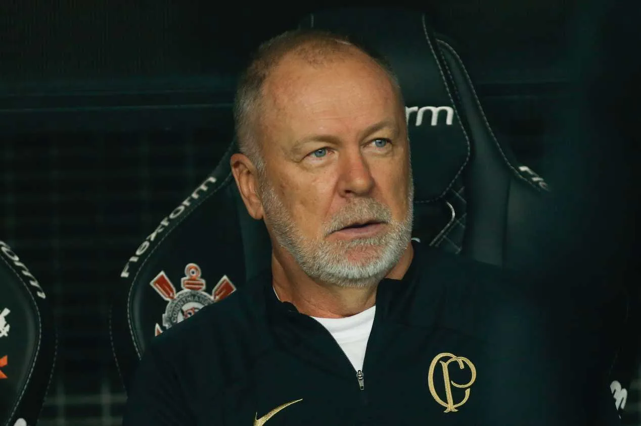 Corinthians adota cautela em relação a reforços para estreia do Paulistão