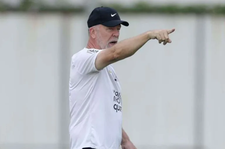 Sormani surpreende ao sugerir substituto para Mano no Corinthians: “Tá rico” 