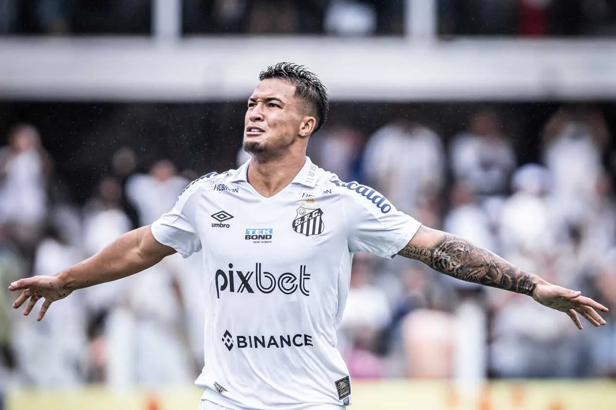 Santos ultrapassa 10 saídas em 2024; veja a lista