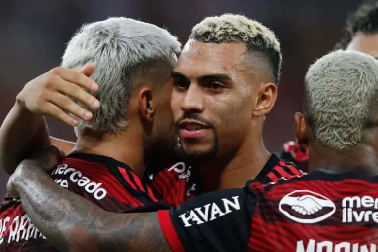 Vampeta diz que jogador do Flamengo pode viver problema na temporada