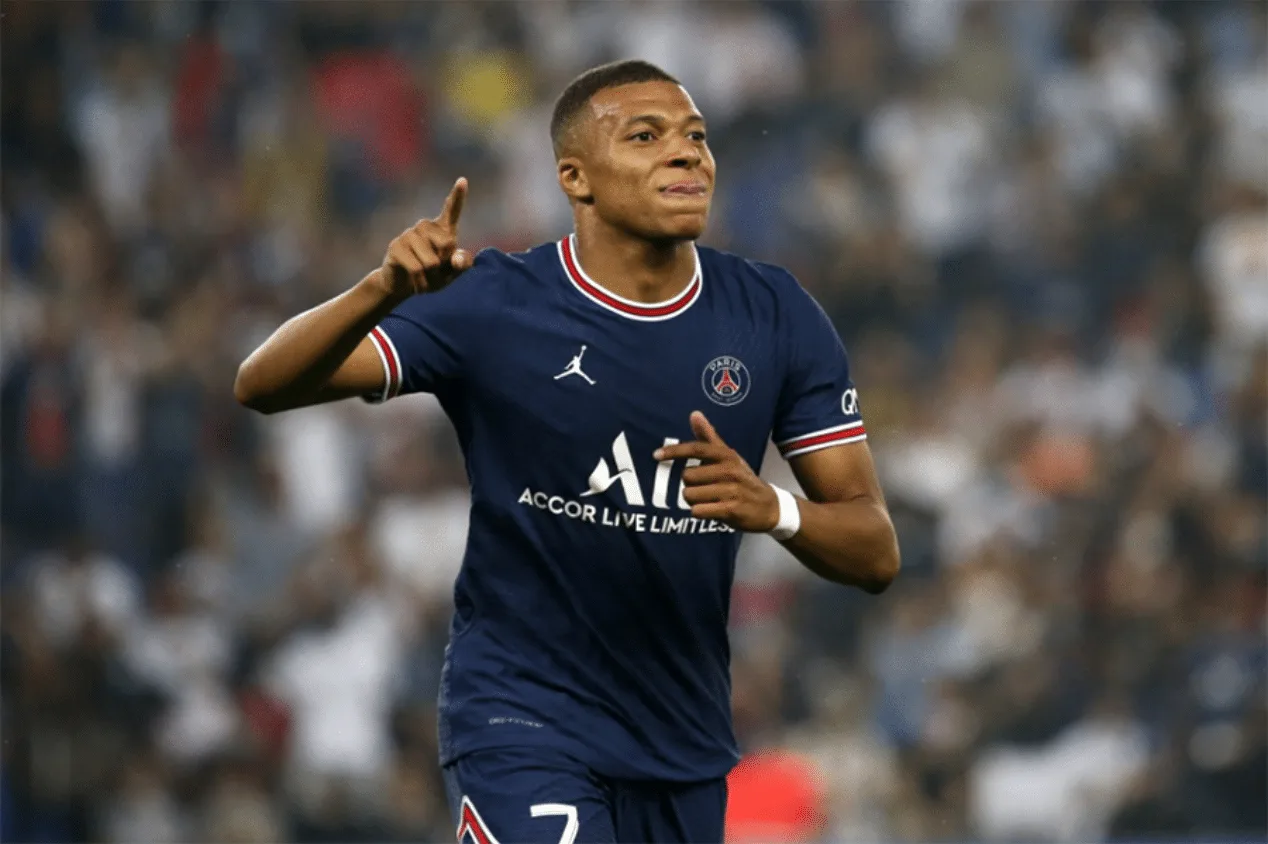 Kylian Mbappé comunica presidente do PSG que vai sair ao final do contrato
