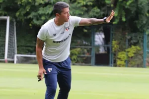 São Paulo muda hoje contra o Mirassol; veja a provável escalação