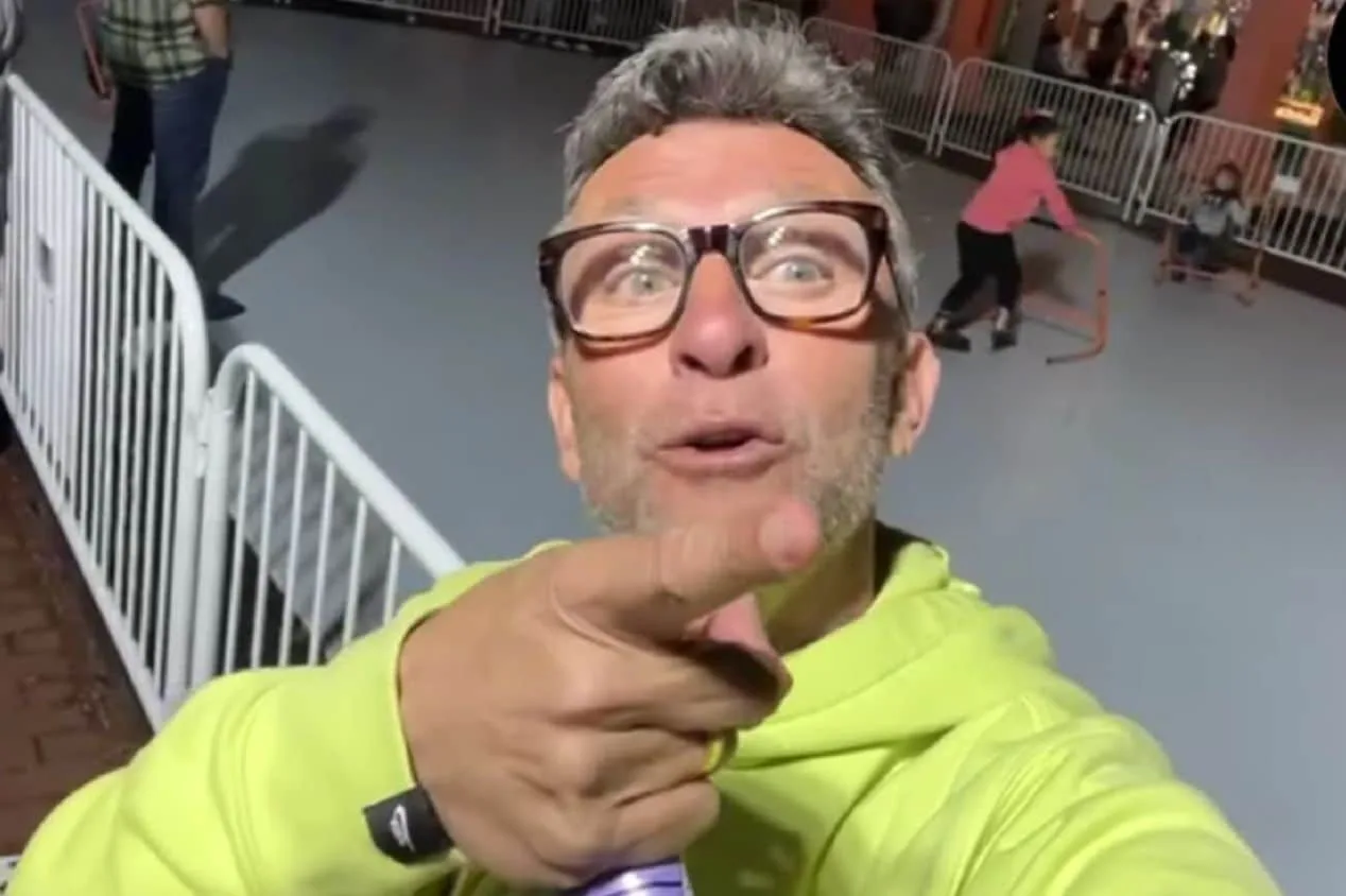 Corinthians bate recorde com novo patrocinador e Neto provoca rivais