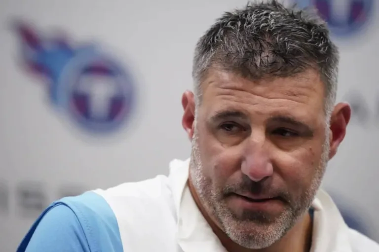 NFL: Titans demitem Mike Vrabel após seis anos no comando
