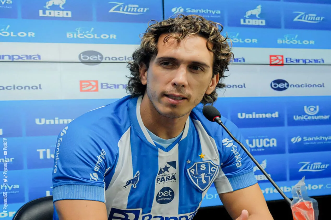 Nicolas desabafa sobre gramado após vitória do Paysandu: “Condições desumanas”