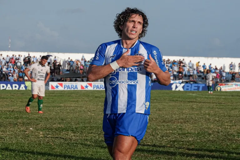 Nicolas jogou Paysandu x Águia de Marabá no sacrifício, revela Hélio dos Anjos