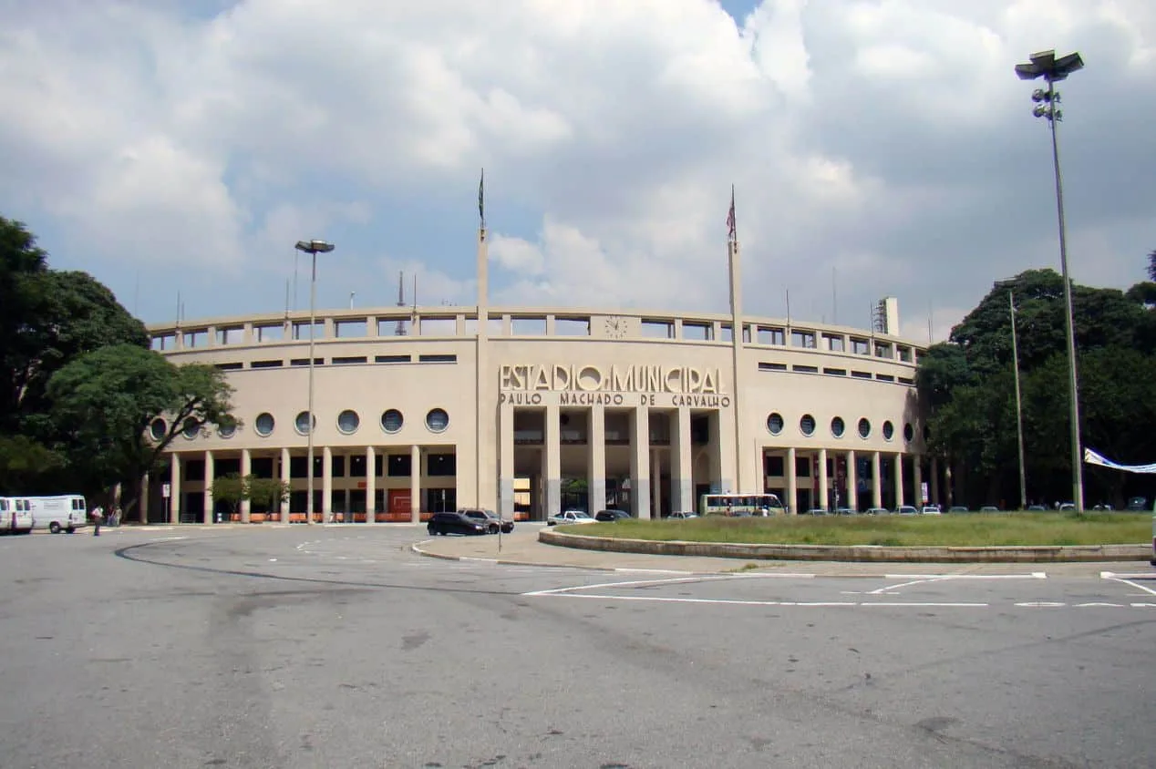 Pacaembu fecha naming rights bilionário com empresa de e-commerce