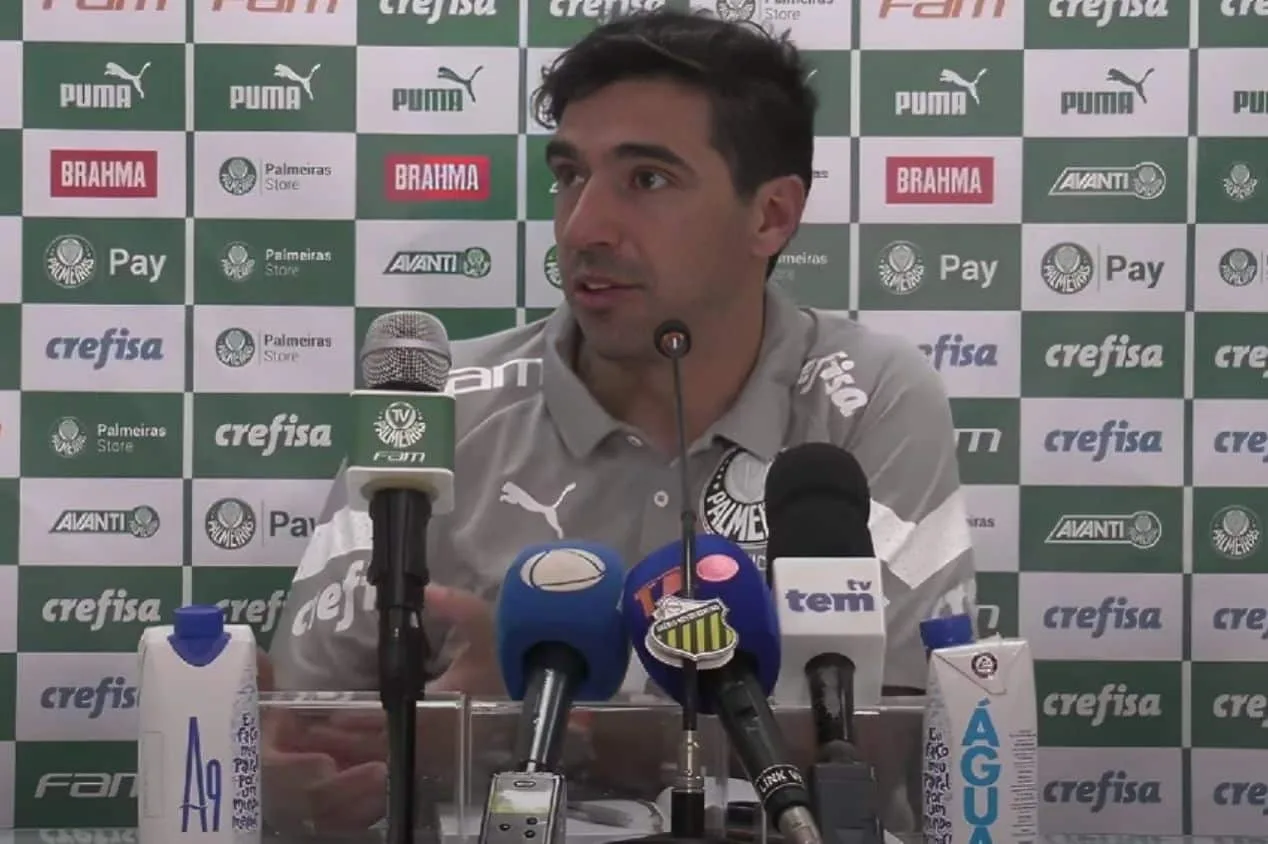 Abel Ferreira deixa em aberto possível saída no Palmeiras