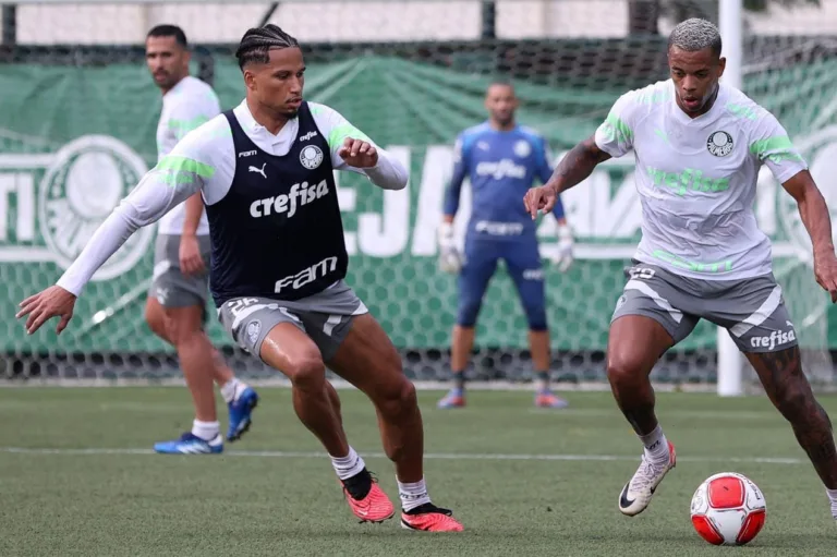 Palmeiras treina em “período integral” de olho em jogo-treino