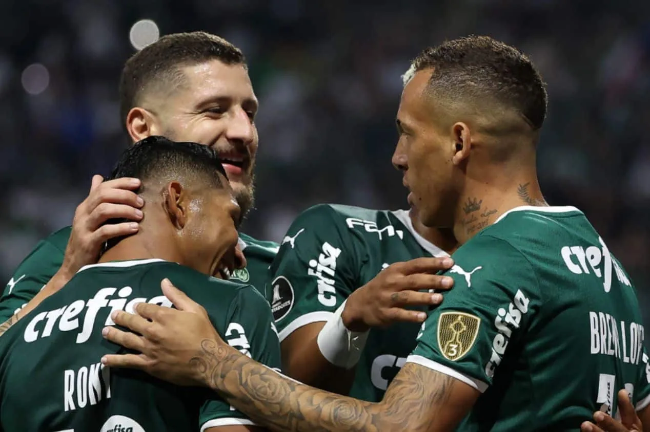Palmeiras descarta saída gratuita e deve renovar com jogador ‘histórico’ em 2024