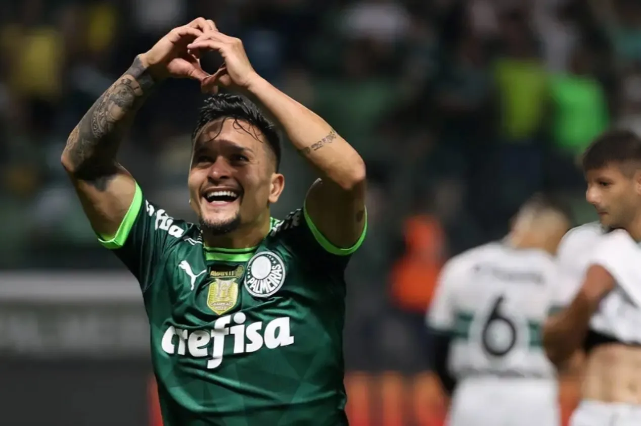 Palmeiras acerta venda de Artur e define possível substituto no mercado